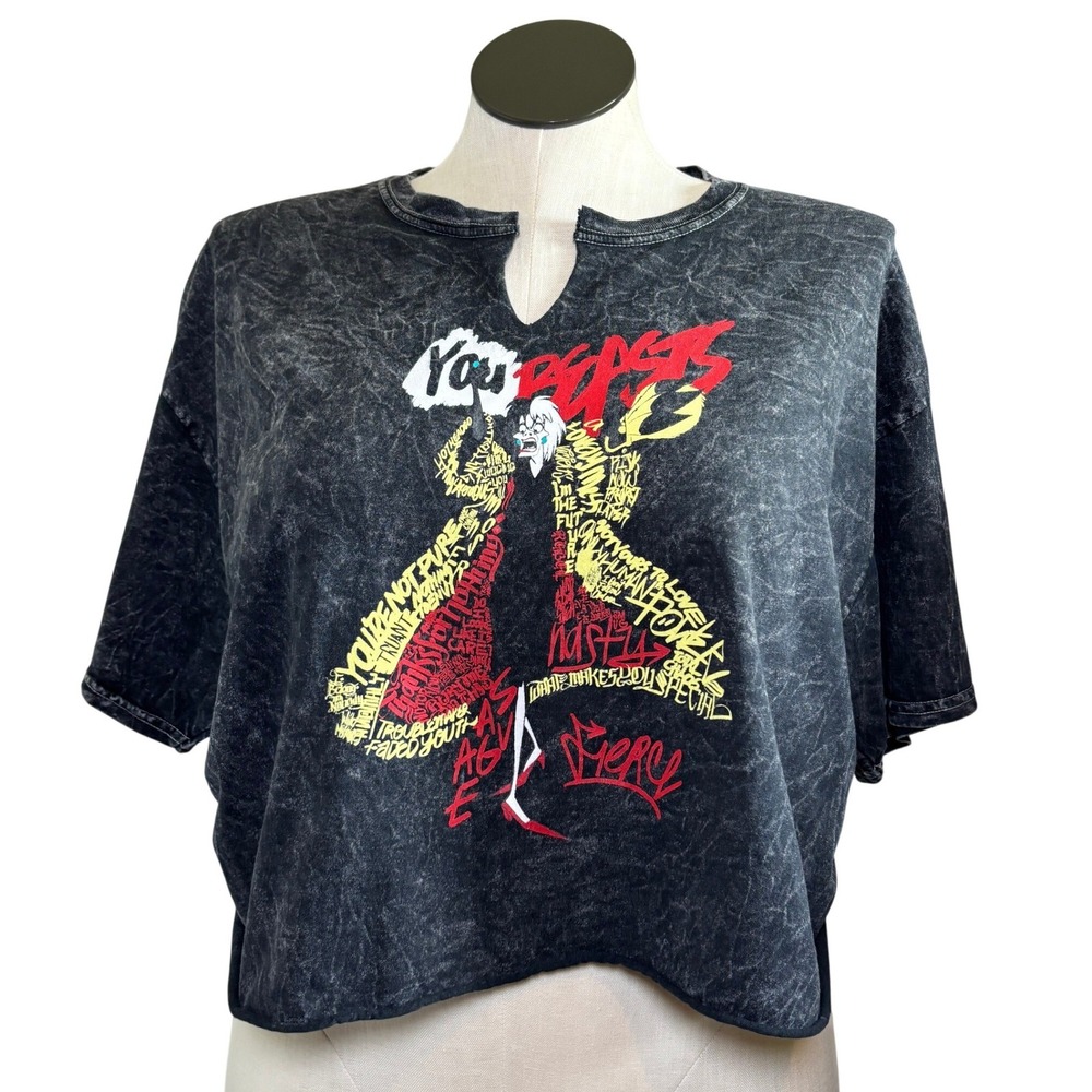 Disney Villains Cruella De Vil Acid Wash Cropped Graphic Tee Black XL 100 Cotton